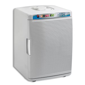 BENCHMARK SCIENTIFIC - Tủ ấm kỹ thuật số mini MyTemp™ Co2, bao gồm 2 kệ thép không gỉ